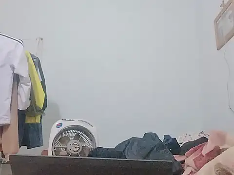 Sophie sexy7 online show from February 19, 2026, 4:03 pm