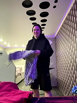 Jenny Jenn online show from January 11, 2026, 12:21 pm