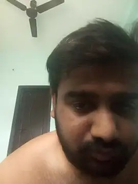 handsomeboy1414 online show from February 28, 2026, 5:08 am