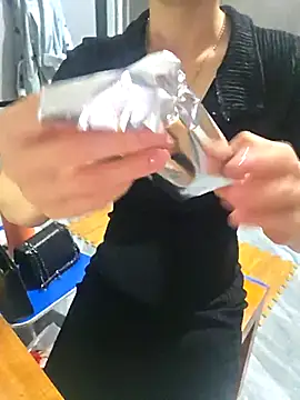 moon baby99 online show from March 21, 2026, 12:54 pm