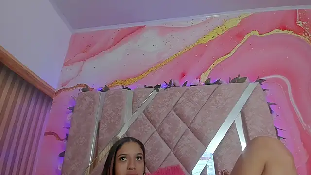 emily velvet   online show from June 3, 2026, 6:57 pm