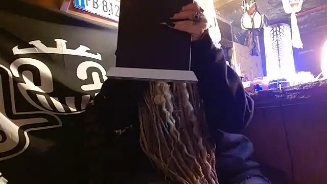 spiralhokkaido23 online show from March 23, 2026, 8:29 am