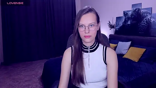 AyumiBlossom online show from March 30, 2026, 4:52 pm