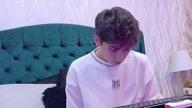 Liam Noxx online show from February 23, 2026, 10:29 pm