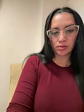 nataliia queen  online show from April 2, 2026, 1:03 am