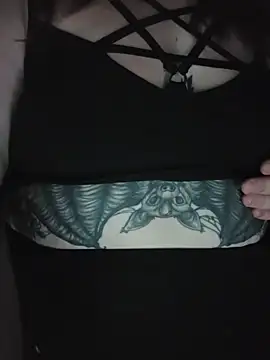 LunaLuxxx666 online show from January 13, 2026, 7:13 am