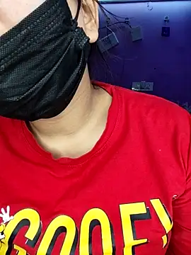 Snapshot of Ruma143 chatting on January 6, 2026, 5:22 am Ruma143 online show from January 6, 2026, 5:22 am