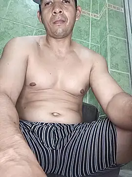 paladito01 online show from April 5, 2026, 5:59 am