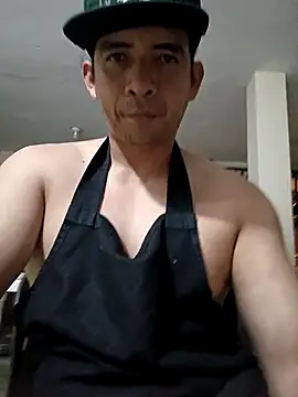 paladito01 online show from April 12, 2026, 5:56 am