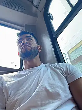 liam bronw online show from March 1, 2026, 7:27 pm