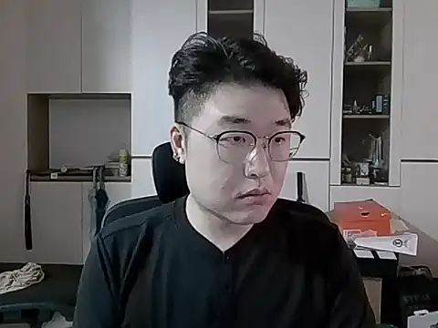 Snapshot of W0Ijn chatting on May 8, 2026, 2:39 am W0Ijn online show from May 8, 2026, 2:39 am