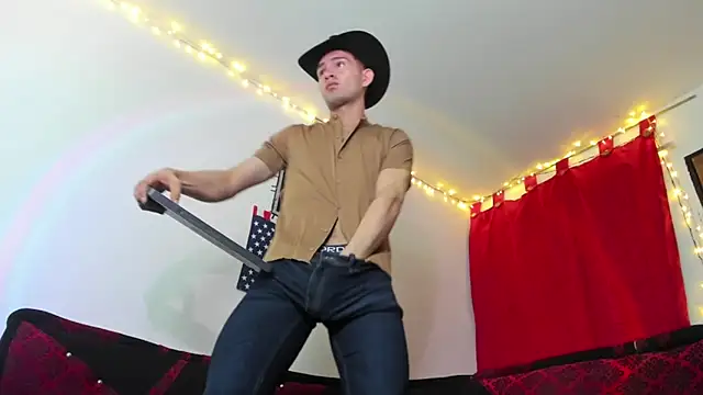 Snapshot of camilo_model chatting on January 8, 2026, 8:22 pm camilo model online show from January 8, 2026, 8:22 pm