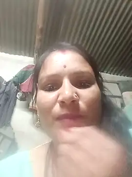 Hot hiuj online show from April 24, 2026, 5:15 pm