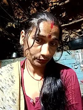 Hot bhi38 online show from April 4, 2026, 8:50 pm