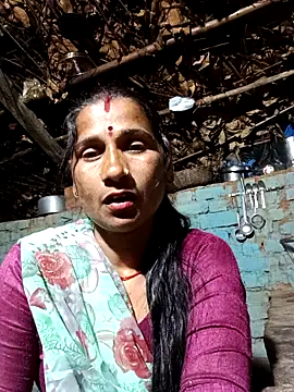 Hot bhi38 online show from April 14, 2026, 8:37 pm