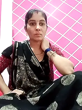 Snapshot of Hot_ree85 chatting on February 7, 2026, 4:38 am Hot ree85 online show from February 7, 2026, 4:38 am