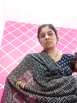 Hot ree85 online show from March 18, 2026, 6:16 am