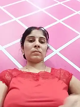 Hot ree85 online show from May 31, 2026, 6:09 pm