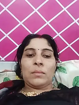Snapshot of Hot_ree85 chatting on July 11, 2026, 4:48 am Hot ree85 online show from July 11, 2026, 4:48 am