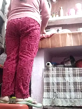 Snapshot of Lustyangel143 chatting on January 6, 2026, 1:53 am Lustyangel143 online show from January 6, 2026, 1:53 am