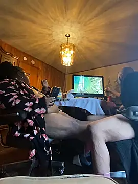 Snapshot of mrsparker1984 chatting on February 21, 2026, 4:41 pm mrsparker1984 online show from February 21, 2026, 4:41 pm