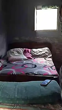 Isabel and Heckler online show from February 18, 2026, 2:57 pm