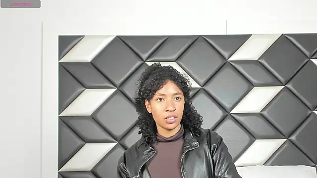 CarlaMarcuzzi online show from January 13, 2026, 8:47 pm