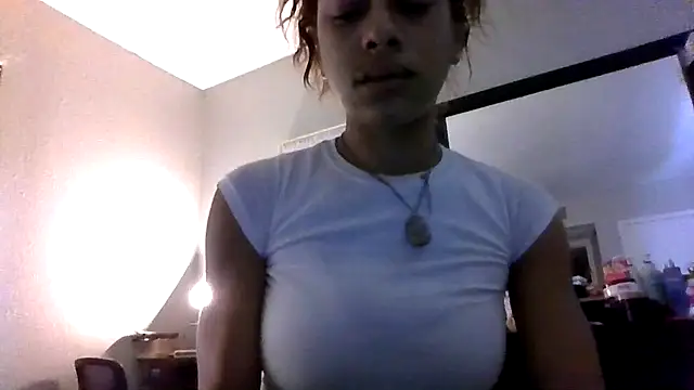 Snapshot of kittenkween8 chatting on January 8, 2026, 11:40 pm kittenkween8 online show from January 8, 2026, 11:40 pm