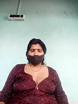 Monisha9876 online show from February 4, 2026, 8:31 am