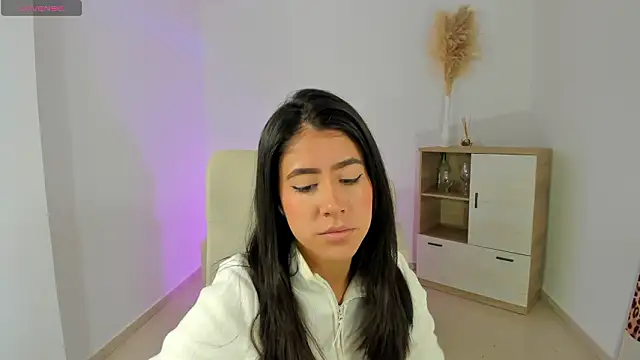 Sussan Monroe online show from February 13, 2026, 8:54 am