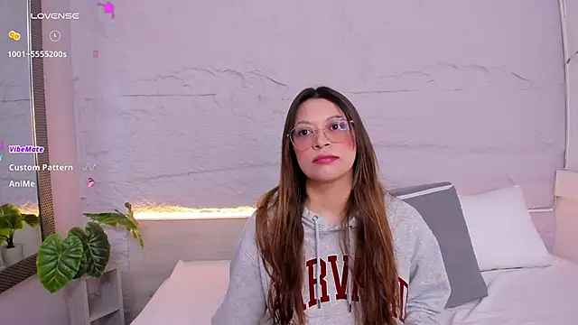 lanna 18  online show from February 20, 2026, 11:43 am