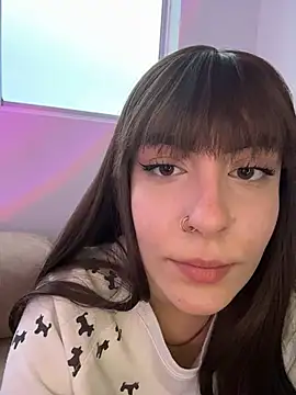 Snapshot of alesziarose_ chatting on January 5, 2026, 10:46 pm alesziarose online show from January 5, 2026, 10:46 pm