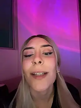 Snapshot of alesziarose_ chatting on January 9, 2026, 11:28 pm alesziarose online show from January 9, 2026, 11:28 pm