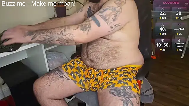 chriscubxxx online show from February 24, 2026, 7:45 pm