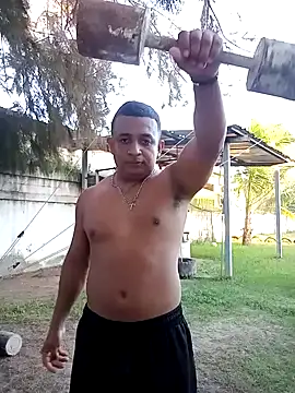 Snapshot of Dylandlopez chatting on January 8, 2026, 10:56 pm Dylandlopez online show from January 8, 2026, 10:56 pm