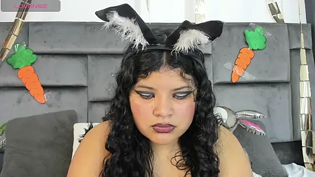 Jessica Beltrann online show from April 4, 2026, 7:55 pm