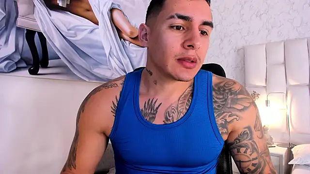 Snapshot of MassimoCo_ chatting on May 20, 2026, 10:21 am MassimoCo online show from May 20, 2026, 10:21 am