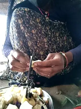 Queen chayna online show from January 8, 2026, 1:52 am