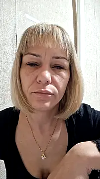 MissKryss online show from February 28, 2026, 1:39 am