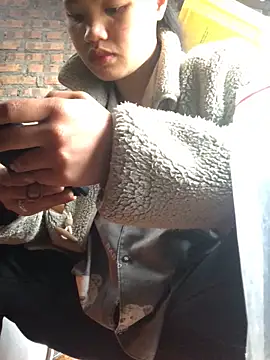 Minhkhue121 online show from February 10, 2026, 2:15 am