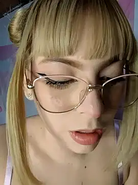 neptunebaby online show from January 11, 2026, 3:00 am