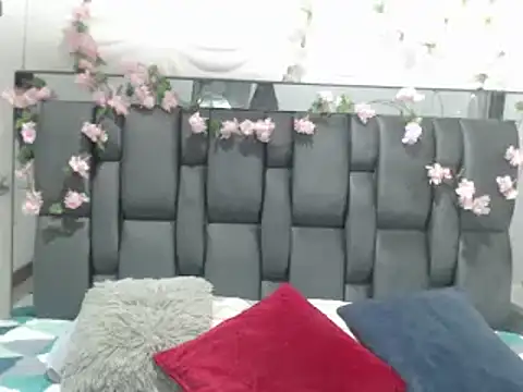 Snapshot of lindajohnson22 chatting on January 14, 2026, 5:02 am lindajohnson22 online show from January 14, 2026, 5:02 am