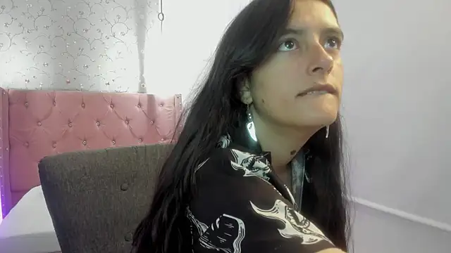 neujuuken1 online show from January 8, 2026, 7:05 pm