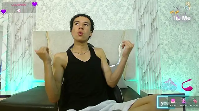 Snapshot of Zayn_tay chatting on January 10, 2026, 11:09 pm Zayn tay online show from January 10, 2026, 11:09 pm