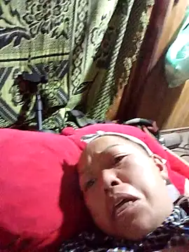 Snapshot of Agnes-baby chatting on January 12, 2026, 12:05 am Agnes-baby online show from January 12, 2026, 12:05 am