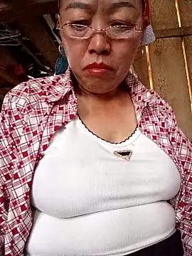 Agnes-baby online show from April 5, 2026, 2:42 am