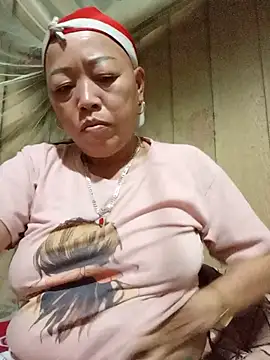 Snapshot of Agnes-baby chatting on July 18, 2026, 10:13 pm Agnes-baby online show from July 18, 2026, 10:13 pm