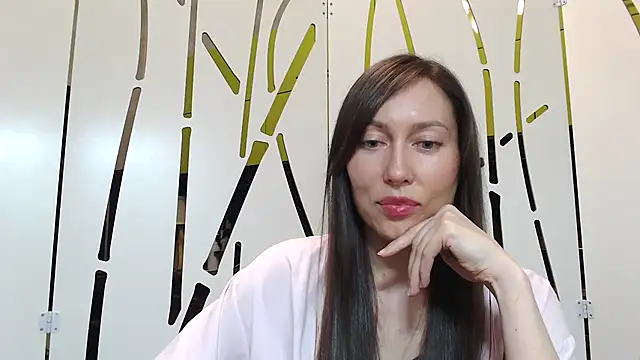 Naroliss online show from May 9, 2026, 3:28 pm