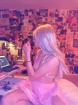 Snapshot of UrPreferredNerd chatting on January 10, 2026, 6:26 am UrPreferredNerd online show from January 10, 2026, 6:26 am