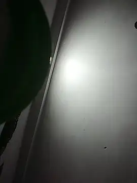 momo loves online show from February 6, 2026, 5:49 pm